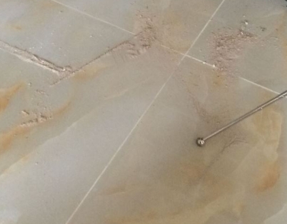 绥芬河瓷砖空鼓维修公司分享粘合剂选择不当在瓷砖铺贴过程中可能导致以下问题